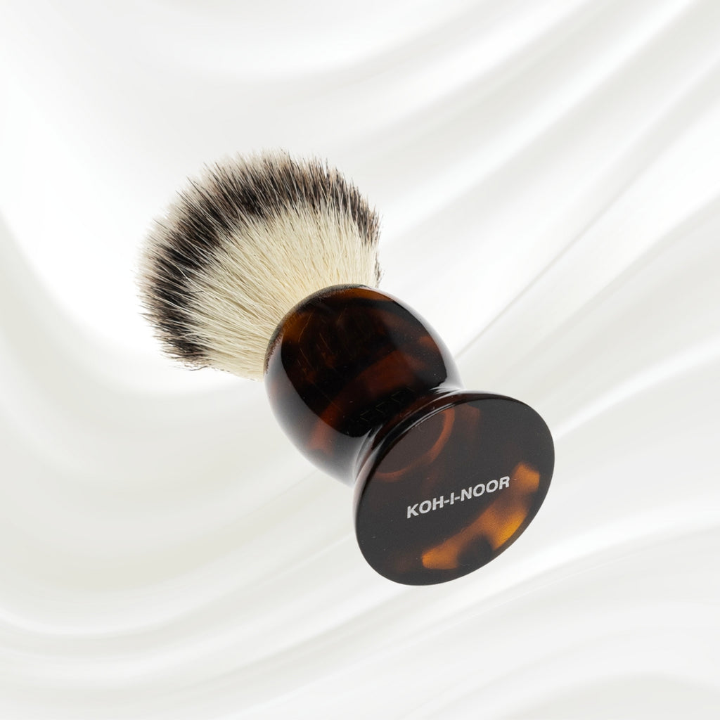 077J KOH-I-NOOR Jaspe natural bristles shaving brush with brown tortoiseshell acetate handle; KOH-I-NOOR's gold logo stamped on the handle
