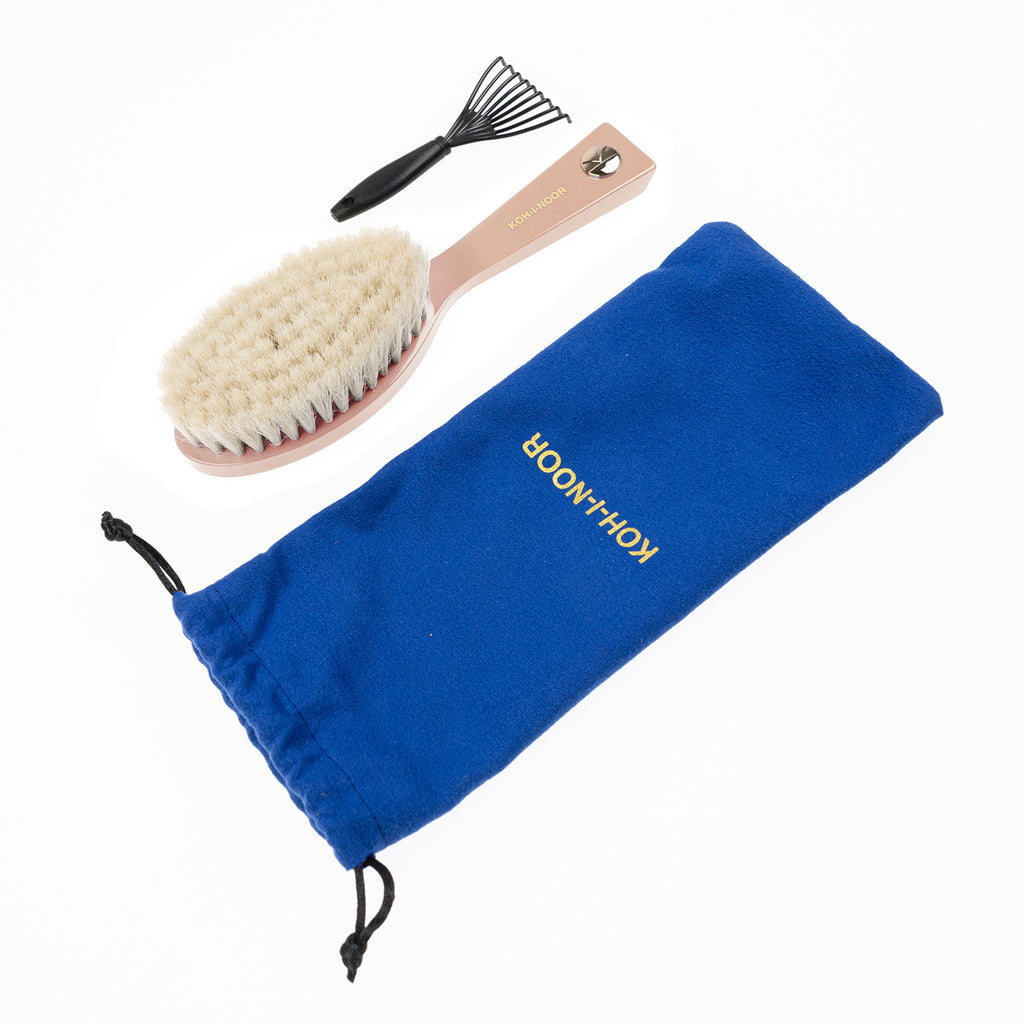 Cepillo para bebé con cerdas de cabra en tonos pastel