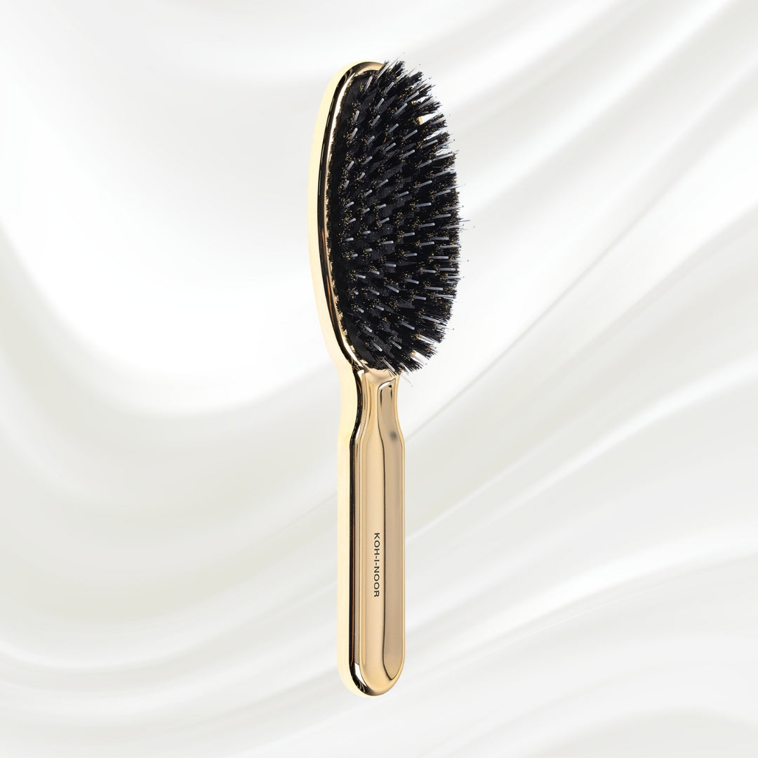 7118G KOH-I-NOOR Metallic hairbrush with gold plated handle, and boar and nylon bristles; KOH-I-NOOR's logo stamped on the comb