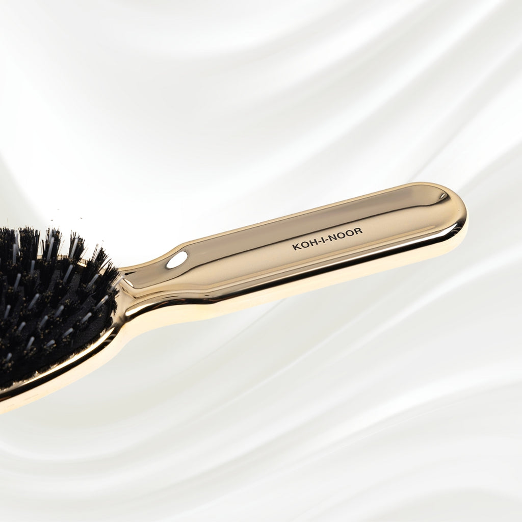 7118G KOH-I-NOOR Metallic hairbrush with gold plated handle, and boar and nylon bristles; KOH-I-NOOR's logo stamped on the comb
