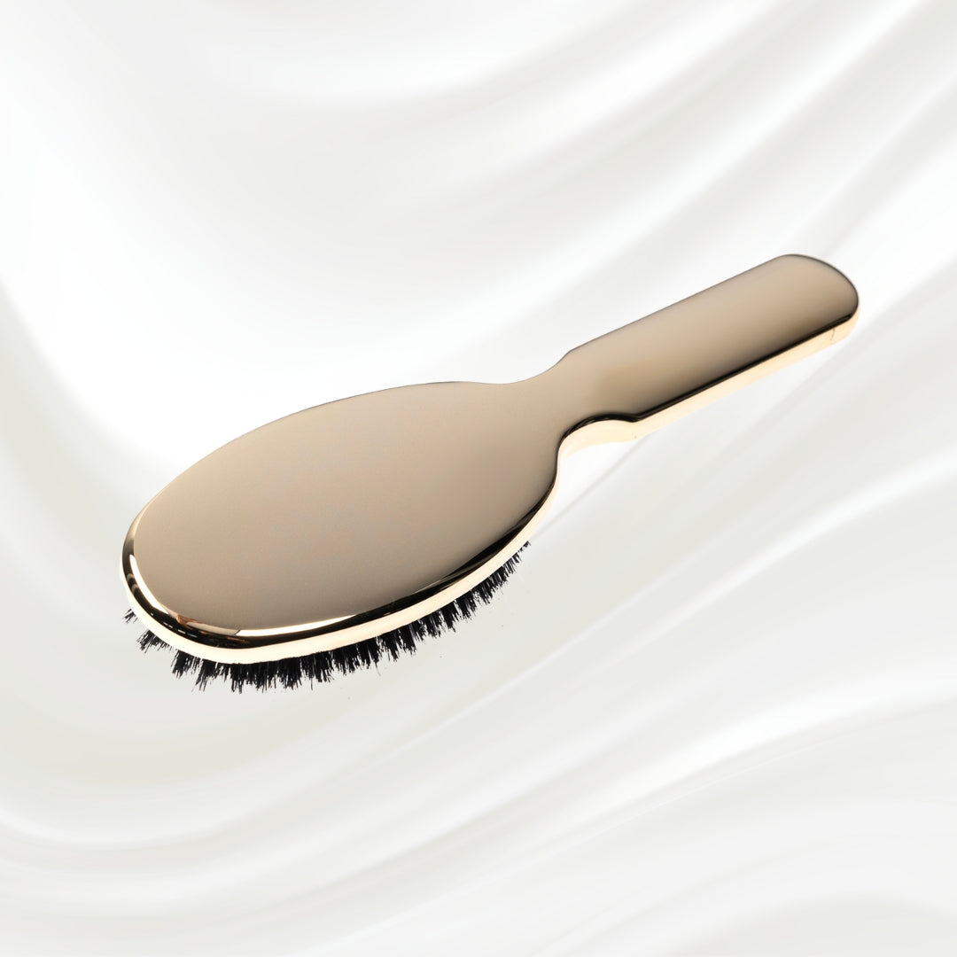 7118G KOH-I-NOOR Metallic hairbrush with gold plated handle, and boar and nylon bristles; KOH-I-NOOR's logo stamped on the comb
