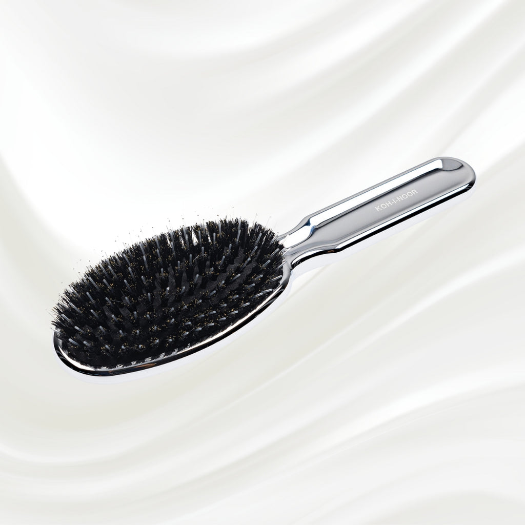 7118KK KOH-I-NOOR Metallic hairbrush with chrome plated handle, and boar and nylon bristles; KOH-I-NOOR's logo stamped on the comb