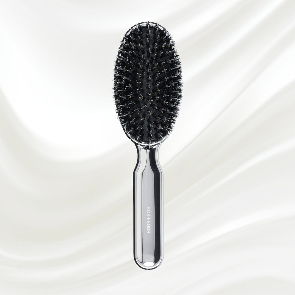 7118KK KOH-I-NOOR Metallic hairbrush with chrome plated handle, and boar and nylon bristles; KOH-I-NOOR's logo stamped on the comb