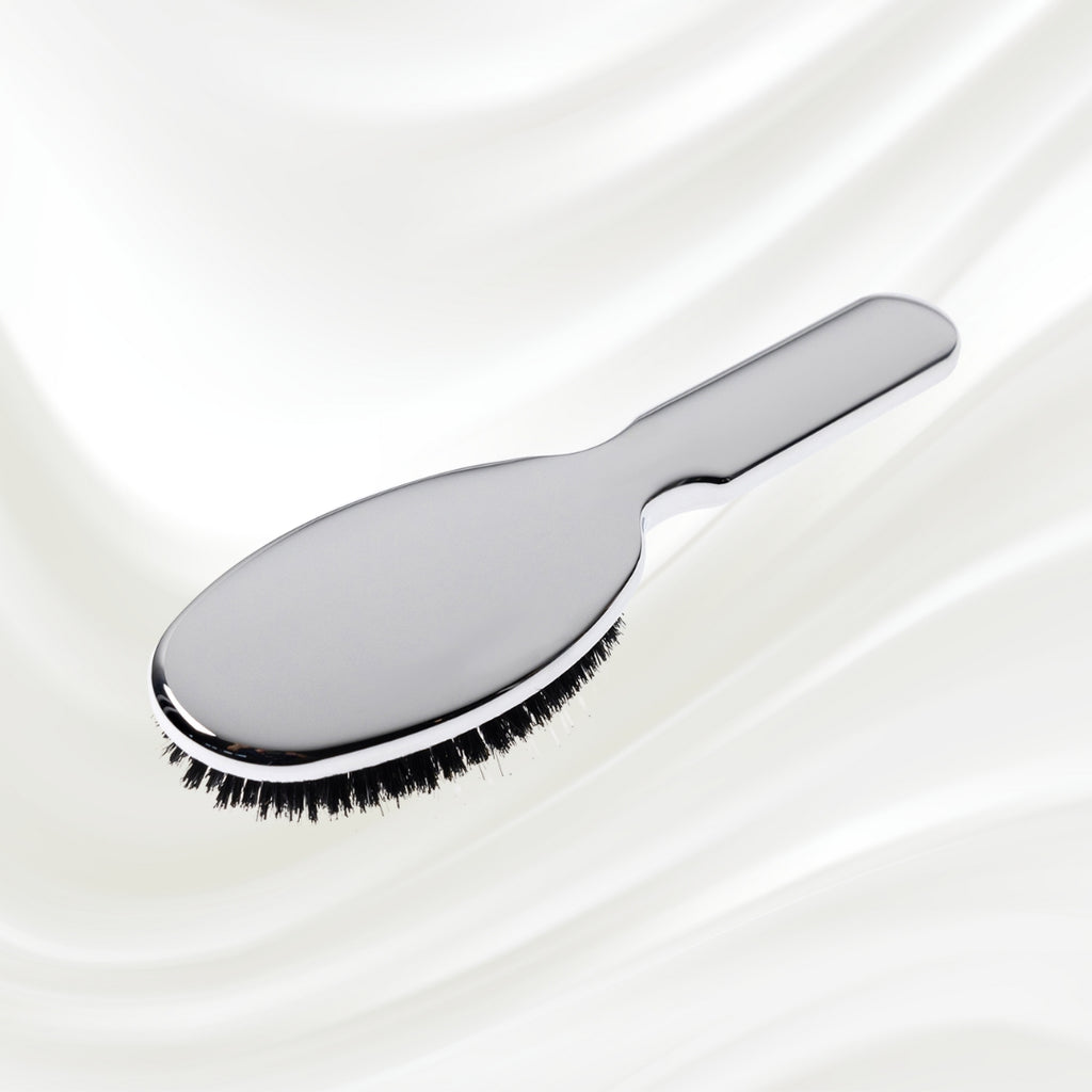 7118KK KOH-I-NOOR Metallic hairbrush with chrome plated handle, and boar and nylon bristles; KOH-I-NOOR's logo stamped on the comb