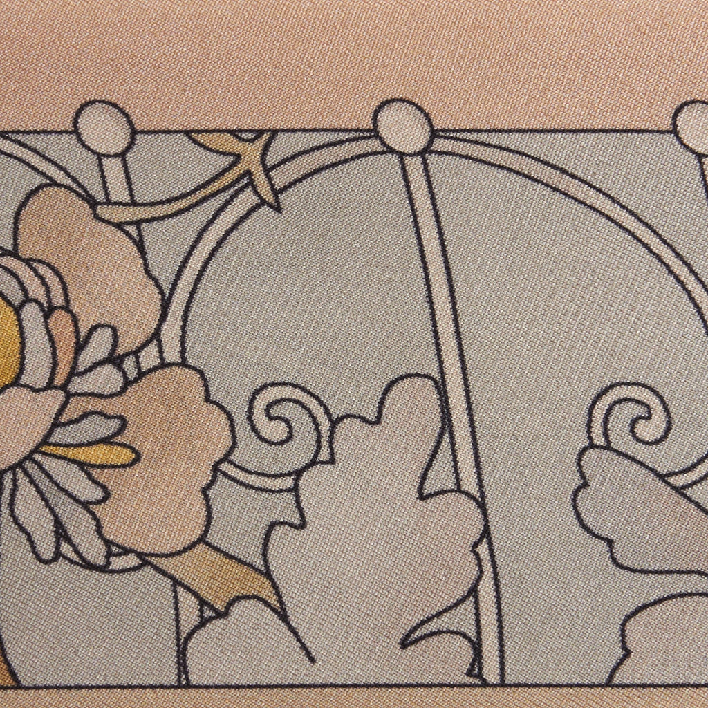 architectural details on a gold twilly